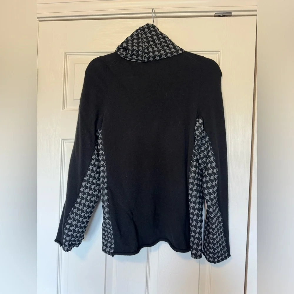 J Crew Cowl Neck Houndstooth Italian cashmere Sweater